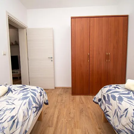 Afrodita In Pula-istrien Vila