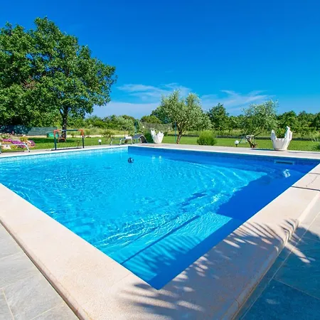 Vila Afrodita In Pula-istrien Pula