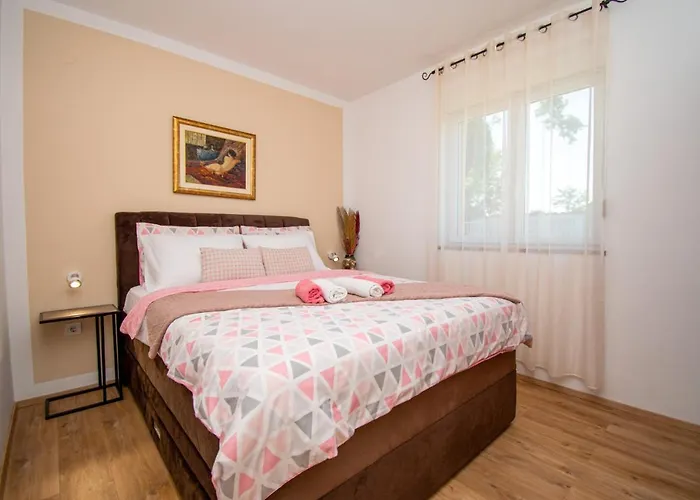 Afrodita In Pula-istrien Pula