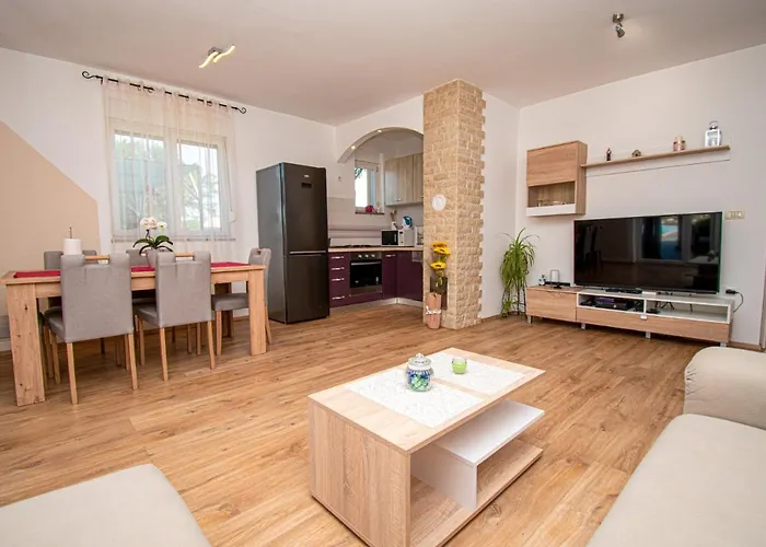 Afrodita In Pula-istrien Villa