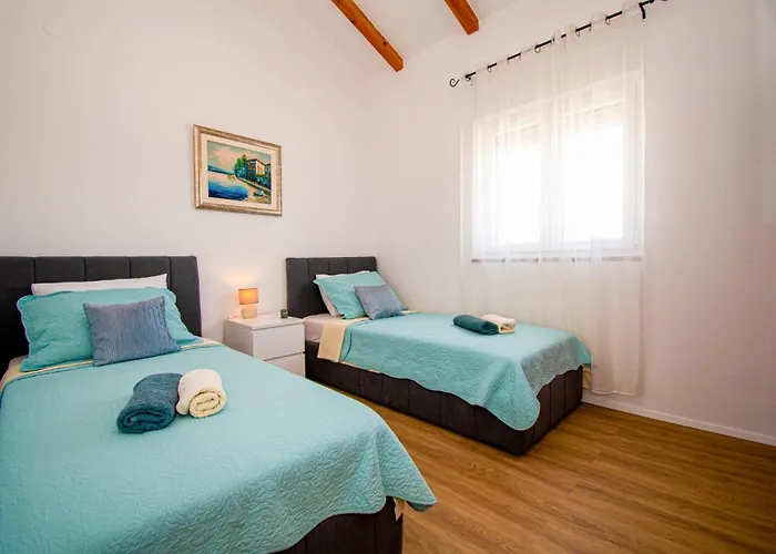 Villa Afrodita In Pula-istrien *