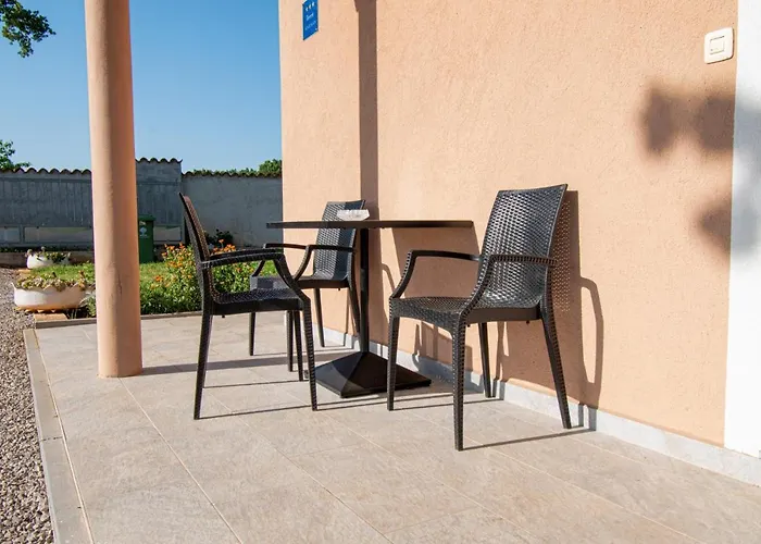 Afrodita In Pula-istrien Вілла Пула