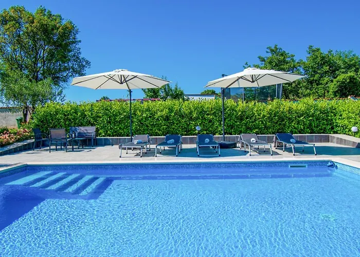 Afrodita In Pula-istrien * Пула