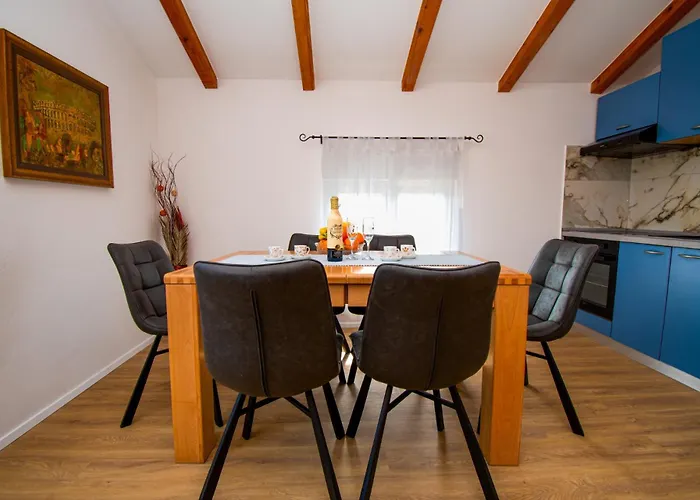 Afrodita In Pula-istrien