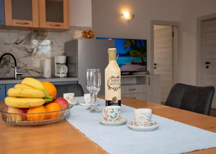 Afrodita In Pula-istrien Вілла *