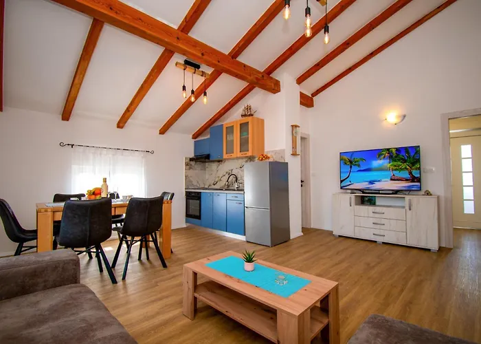 Вілла Afrodita In Pula-istrien *