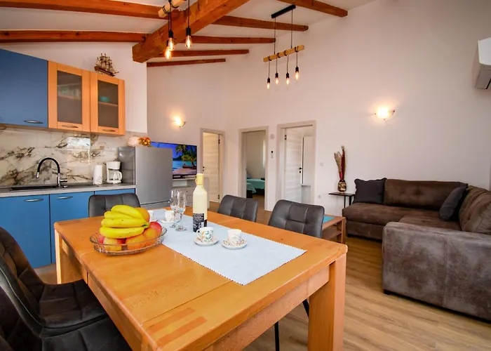 Вілла Afrodita In Pula-istrien Пула